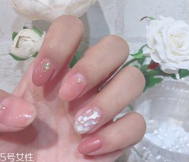 2019最新美甲图片，潮流趋势与创意灵感